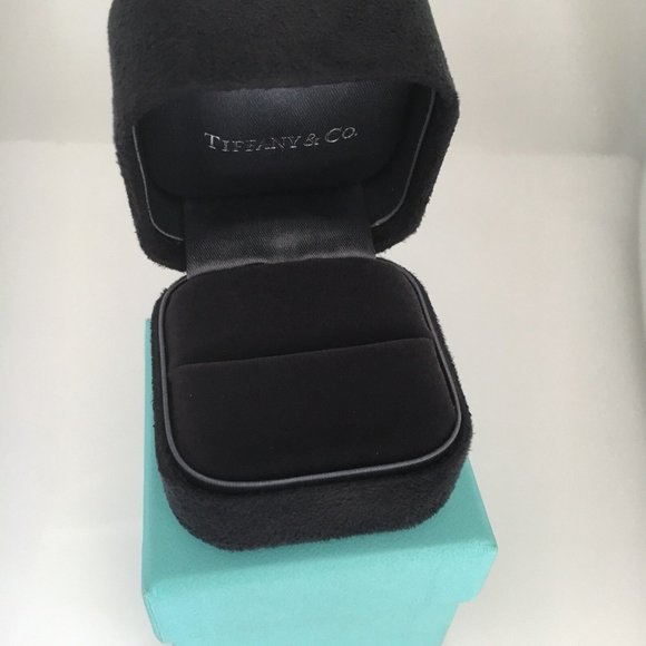 Tiffany Empty Jewelry Ring Box Blue Black Suede Presentation Storage - Picture 7 of 10